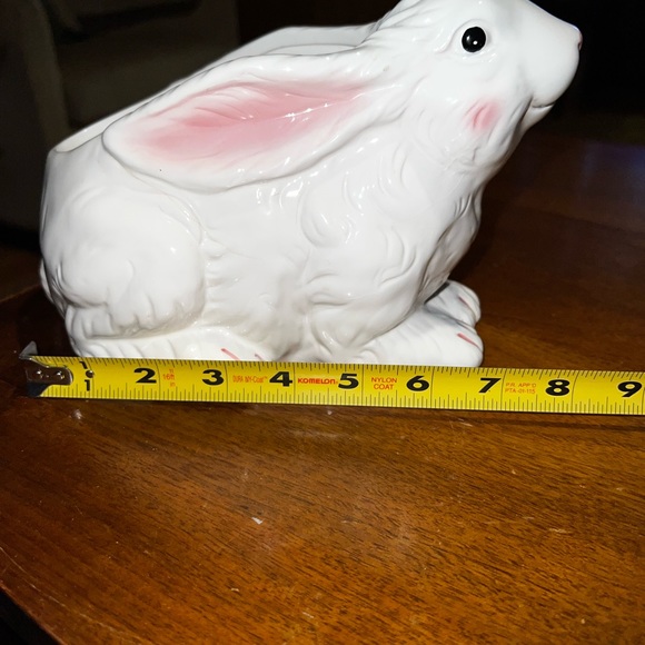 Vintage Ceramic Easter Bunny Rabbit Planter White. - Picture 6 of 6
